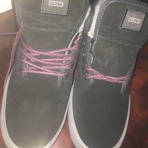 Globe Winter Shoes Size 9.5 - *Brand New in Box*